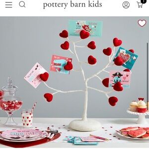 Pottery Barn Felted Wool Heart Tree Decor with Clips for Cards
